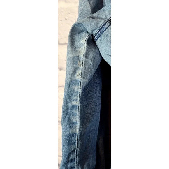 Torrid Chambray Western Pearl Snap Women's Size Large 0 Blue Chest Pockets Flaw - Picture 3 of 6